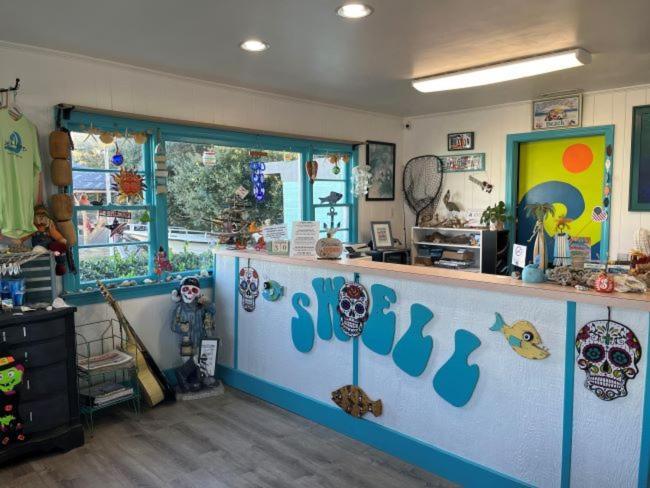 Swell Hotel