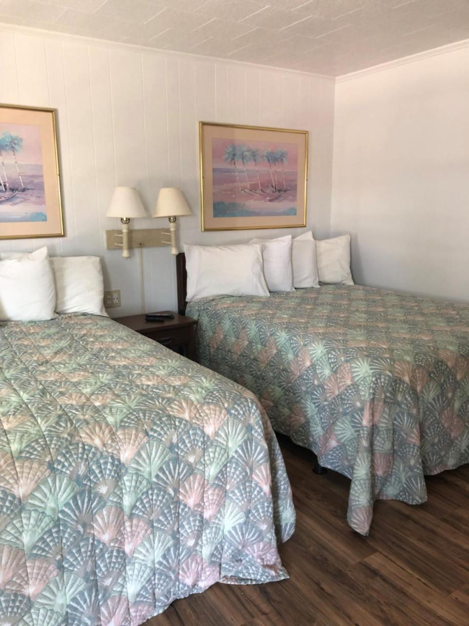 Swell Hotel